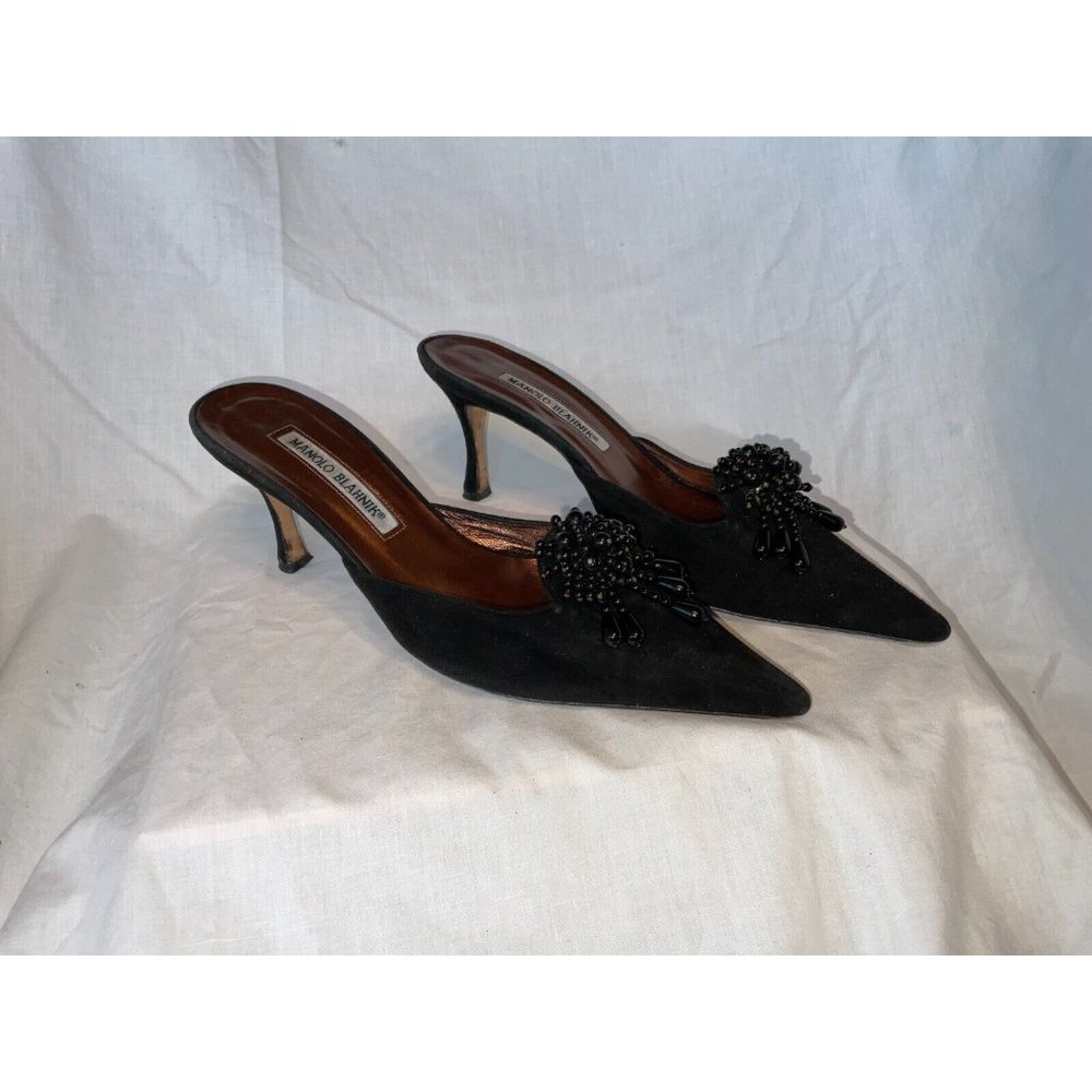 Manolo Blahnik Satin Heels 38.5 Kitten Short Heels Pointed Toe - Great Condition